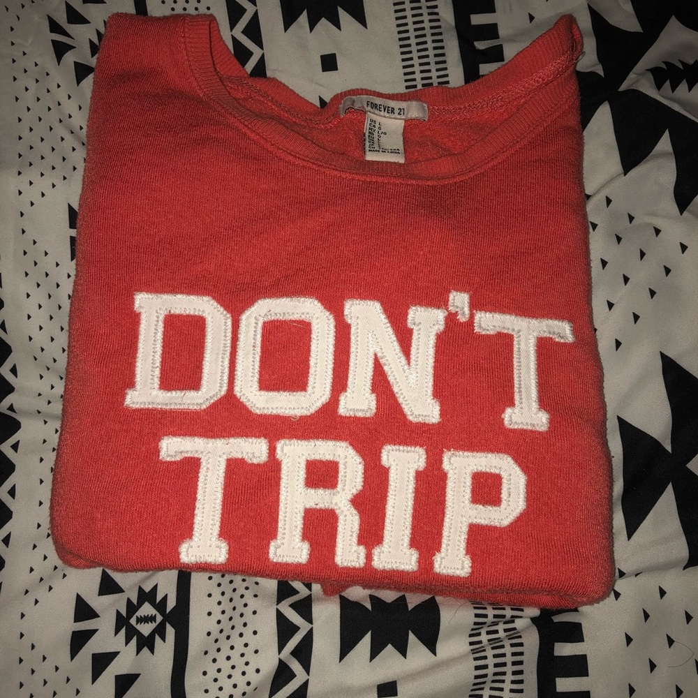 GR8 CONDITION F21 CROPPED SWEATSHIRT
